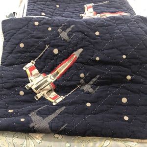 Pottery Barn Kids Twin Star Wars Quilt Set